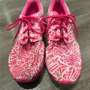 Nike Pink Geometric Sneakers Athletic Shoes